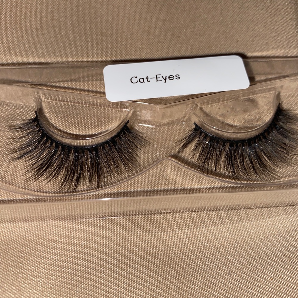 Mink Lashes - Picture 6 of 8